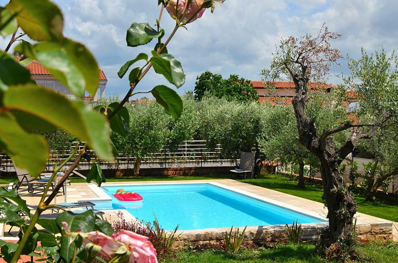 Holiday Home Sverko Novigrad Istria المظهر الخارجي الصورة